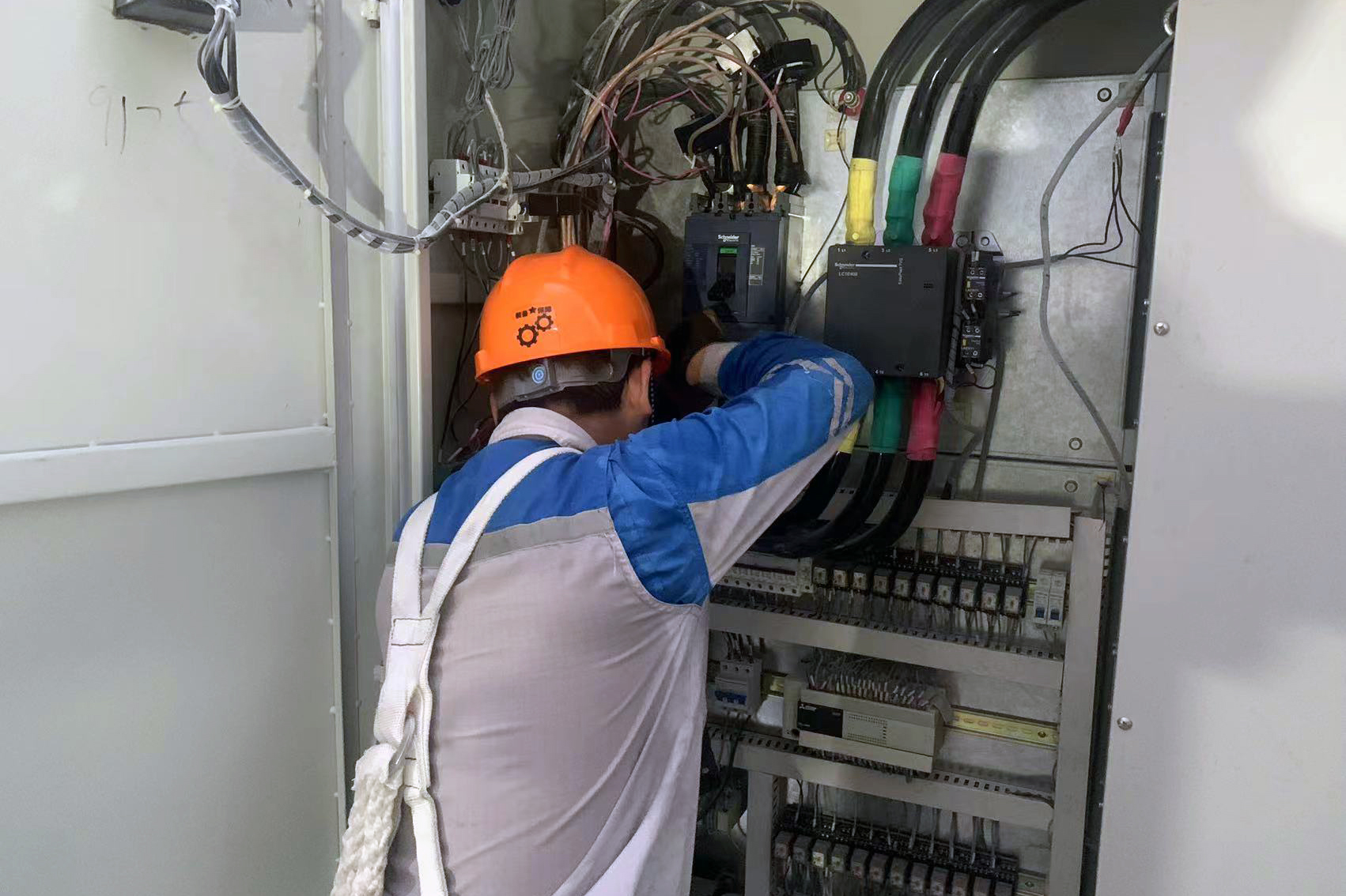 1690953254753933KscW.jpg 1690953254753933KscW.jpg